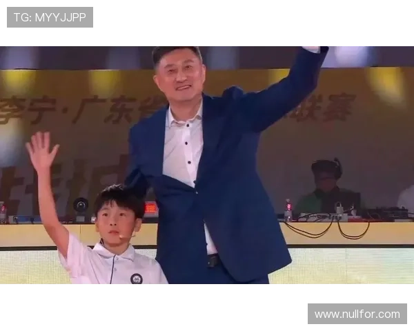 广东球迷愤怒杜锋回应陈家政机会问题