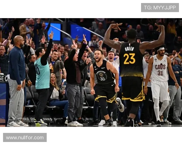 快船险胜步行者豪取四连胜